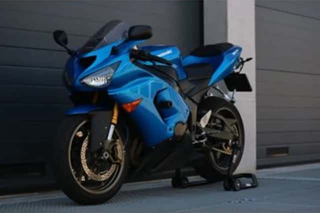 Kawasaki ZX-636 (2005) thumbnail 4