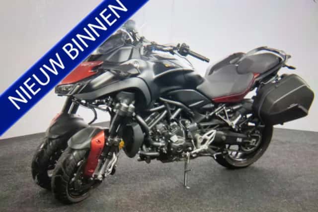 Yamaha Niken (2022) thumbnail 1