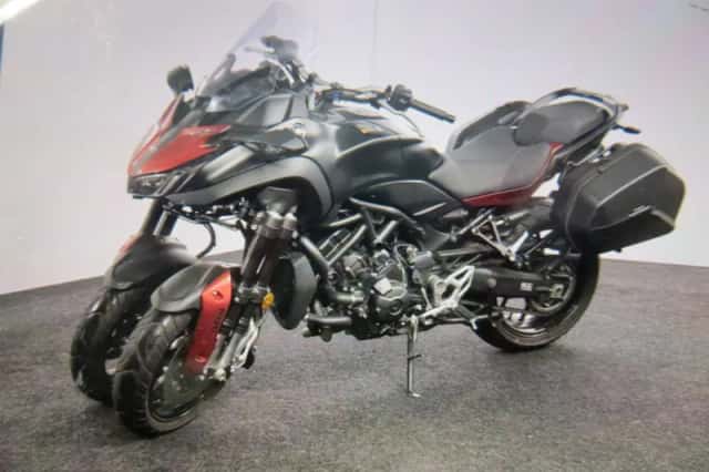 Yamaha Niken (2022) thumbnail 6