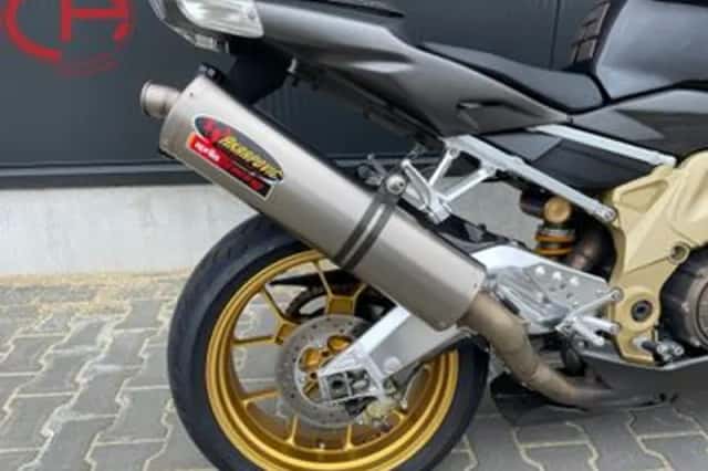Aprilia RSV 1000 R Factory (2007) thumbnail 4