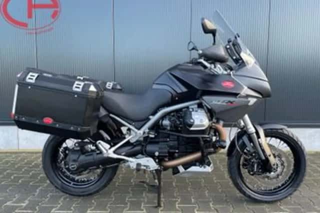 Moto Guzzi Stelvio 1200 8V (2011) thumbnail 1