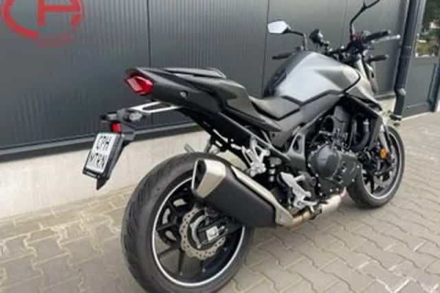 Honda CB 750 Hornet (2023) thumbnail 3