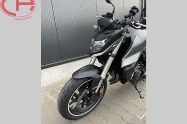 Honda CB 750 Hornet (2023) thumbnail 5