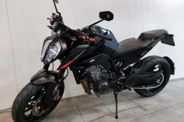 KTM 890 DUKE (2022) thumbnail 5