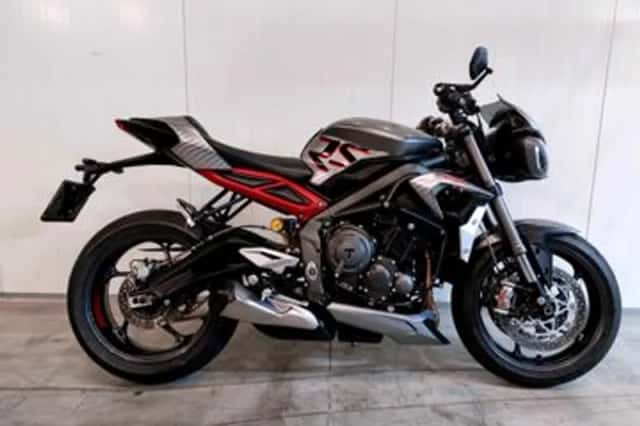 TRIUMPH STREET TRIPLE 765 RS (2022) thumbnail 1