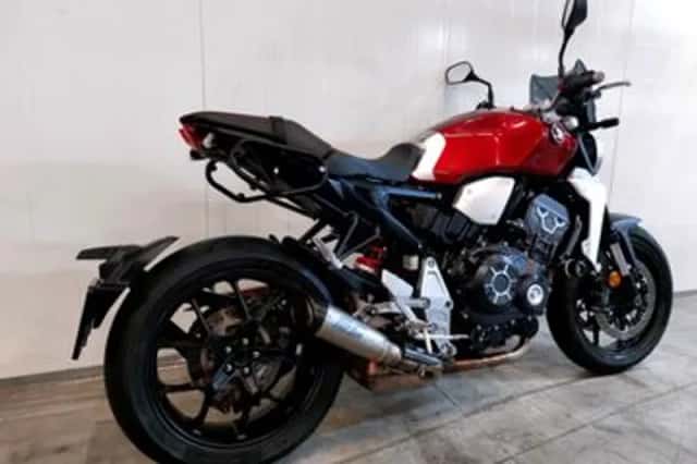 Honda CB 1000 R ABS (2018) thumbnail 2