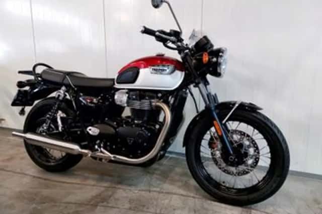 TRIUMPH BONNEVILLE T 100 (2025) thumbnail 3