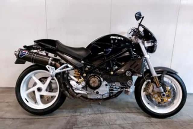 Ducati M S4R (2005) thumbnail 1