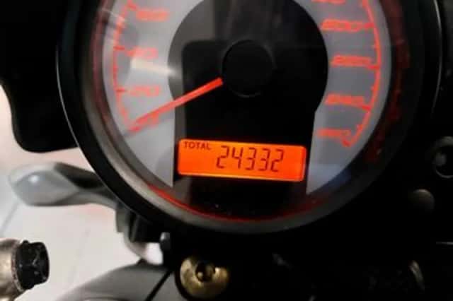 Ducati M S4R (2005) thumbnail 4