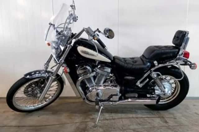 Suzuki VS 800 Intruder (1998) thumbnail 5