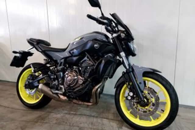 Yamaha MT-07 (2015) thumbnail 3