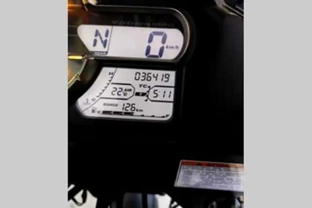 Suzuki V-Strom (2014) thumbnail 4