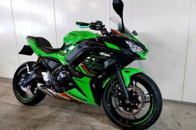 Kawasaki Ninja 650 (2024) thumbnail 3