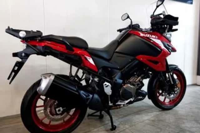 Suzuki V-Strom 1050 (2023) thumbnail 2