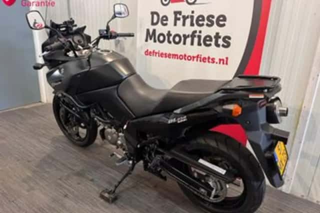 Suzuki V-Strom (2009) thumbnail 5
