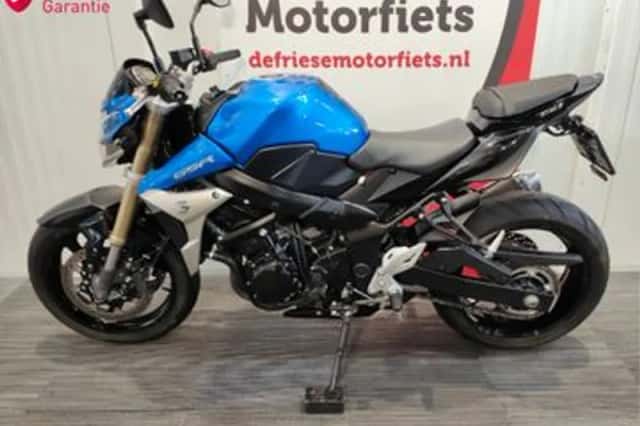 Suzuki GSR750 (2012) thumbnail 4