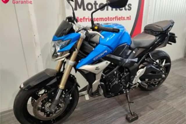 Suzuki GSR750 (2012) thumbnail 6