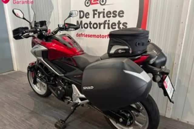 Honda NC750X (2019) thumbnail 5