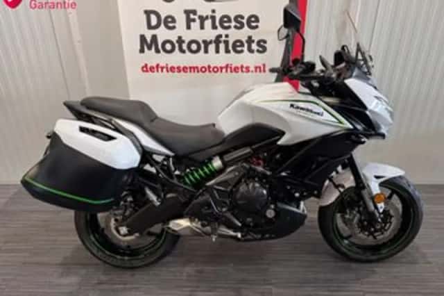 Kawasaki Versys 650 (2018) thumbnail 1