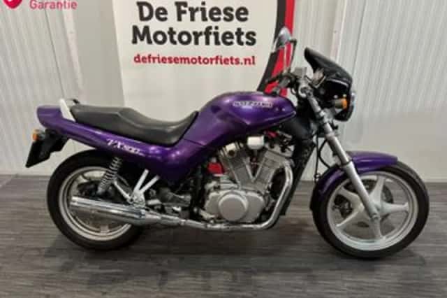 Suzuki VX 800 (1996) thumbnail 1