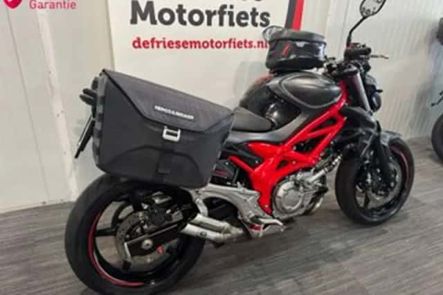 Suzuki Gladius (2013) thumbnail 3