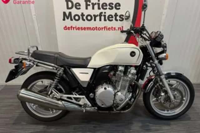 Honda CB 1100 (2013) thumbnail 1