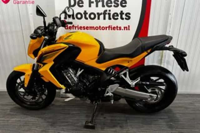 Honda CB650F (2015) thumbnail 4