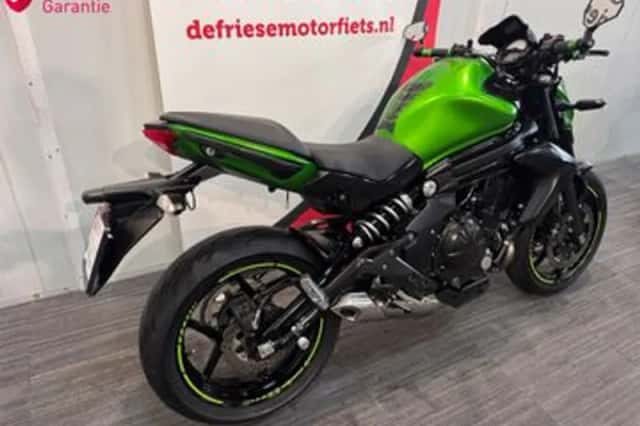 Kawasaki Er-6n (2014) thumbnail 2