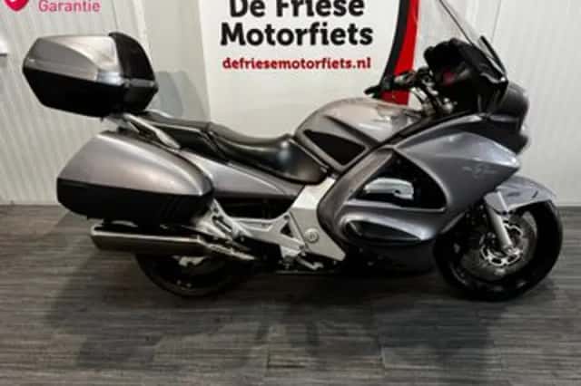 Honda ST 1300 PAN European (2003) thumbnail 1