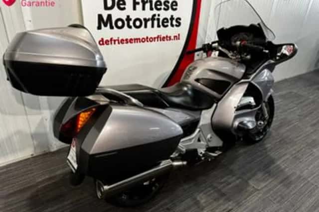 Honda ST 1300 PAN European (2003) thumbnail 3