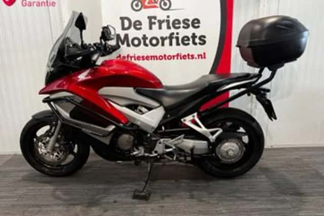 Honda VFR 800 X Crossrunner (2013) thumbnail 4