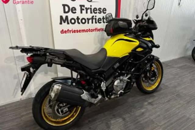 Suzuki V-Strom 650 (2019) thumbnail 2