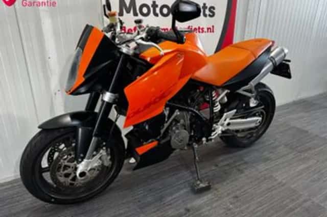 KTM 990 Super Duke (2005) thumbnail 6