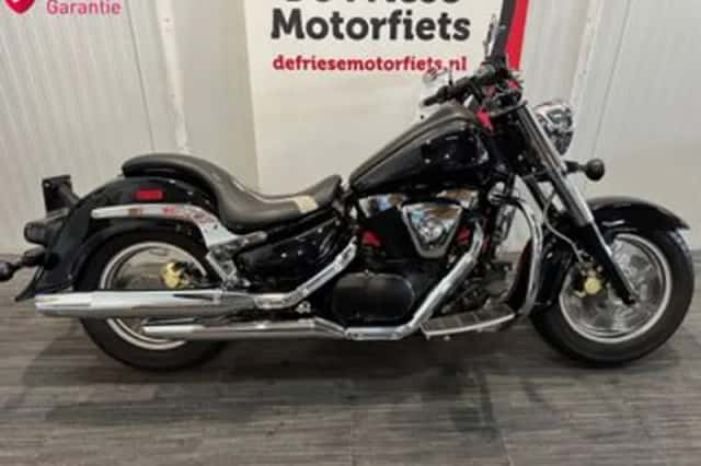 Suzuki 1500 Intruder (1998) thumbnail 1