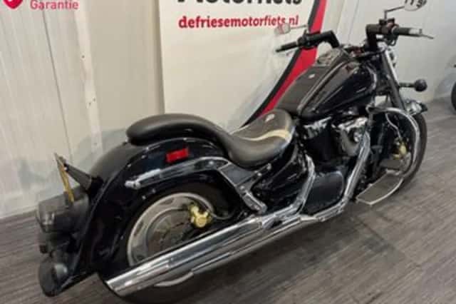 Suzuki 1500 Intruder (1998) thumbnail 3