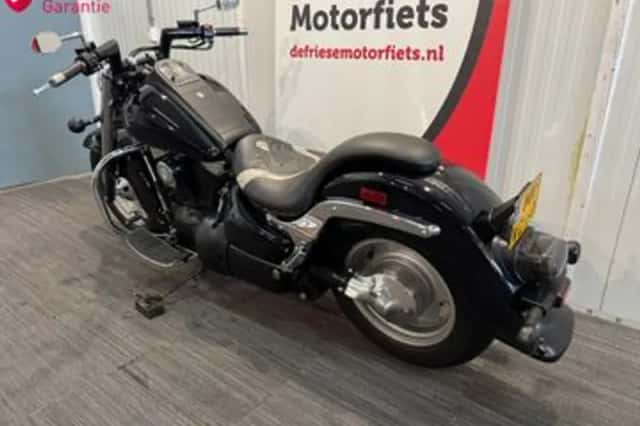 Suzuki 1500 Intruder (1998) thumbnail 5