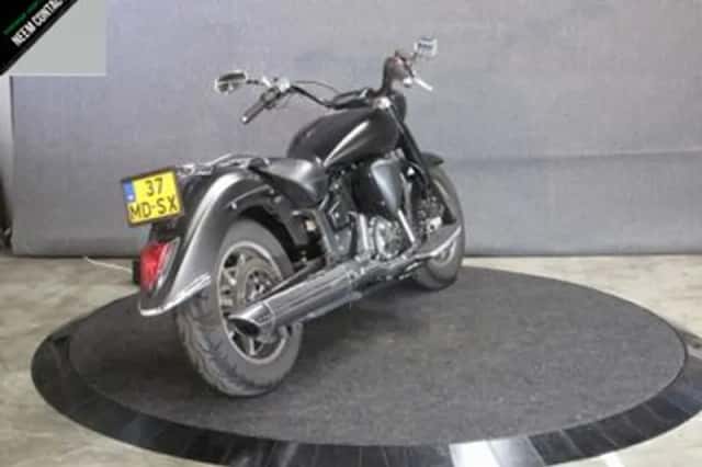 Yamaha XVS 1300 A Midnight Star (2014) thumbnail 5