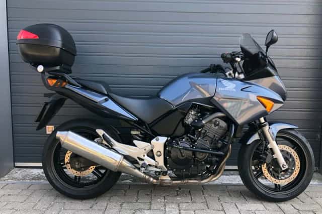 Honda CBF 600 S (2004) thumbnail 1