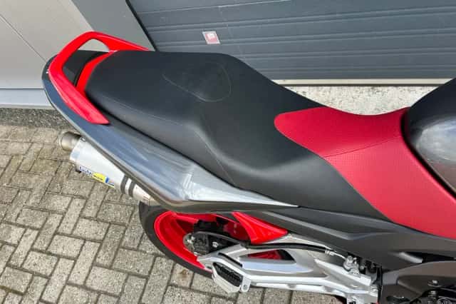 Suzuki GSR600 (2010) thumbnail 6