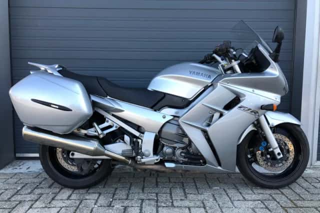 Yamaha FJR1300 (2002) thumbnail 1