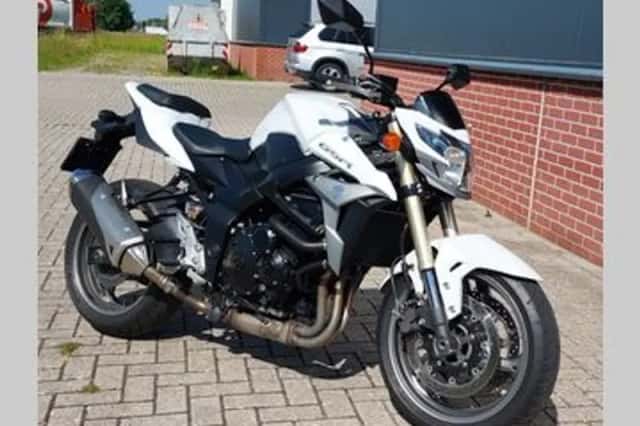 Suzuki GSR 750 zeer netjes (2013) thumbnail 1