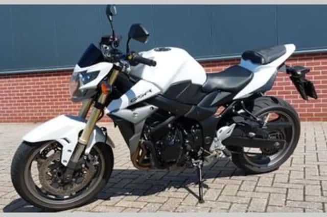 Suzuki GSR 750 zeer netjes (2013) thumbnail 2