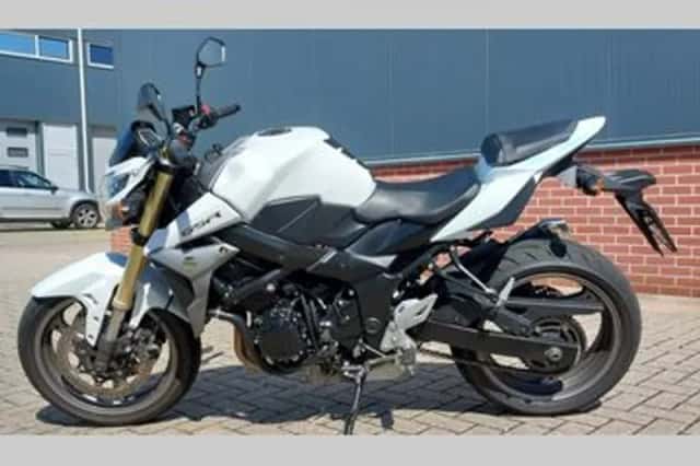 Suzuki GSR 750 zeer netjes (2013) thumbnail 4