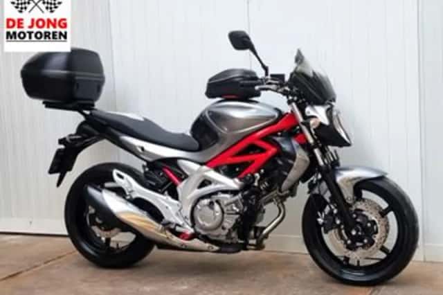 Suzuki Gladius (2012) thumbnail 1