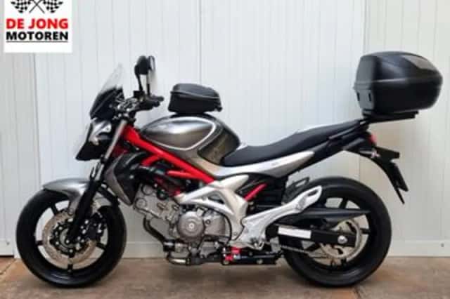 Suzuki Gladius (2012) thumbnail 5