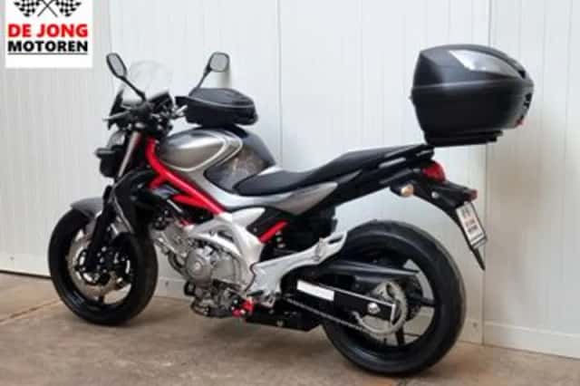Suzuki Gladius (2012) thumbnail 6
