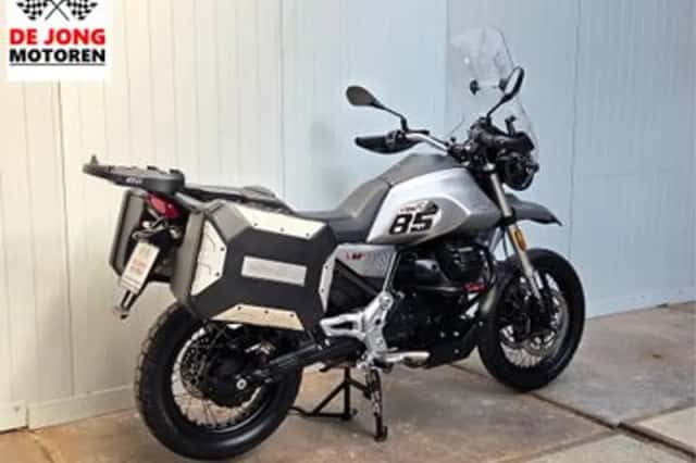 Moto Guzzi V85 TT (2020) thumbnail 3