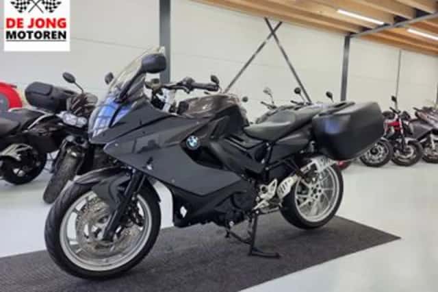 BMW F 800 GT (2013) thumbnail 1