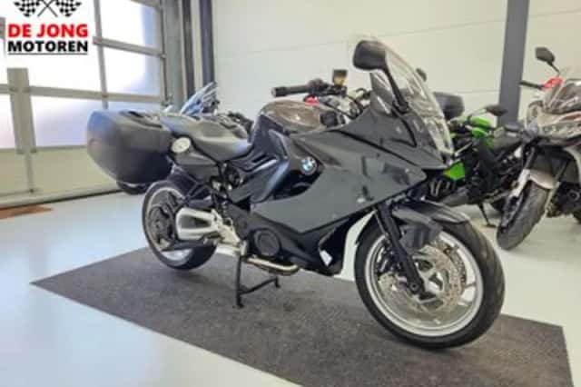 BMW F 800 GT (2013) thumbnail 4