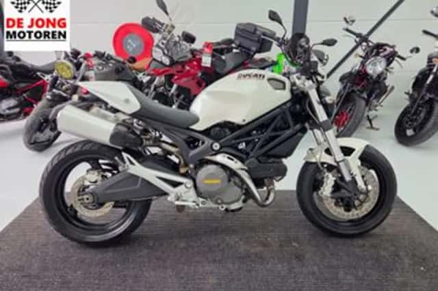Ducati Monster 696 (2008) thumbnail 5